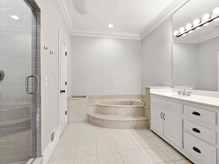 165 Habersham Pl — Photo 13