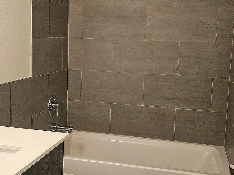 1310 Yakima Ave S — Photo 21
