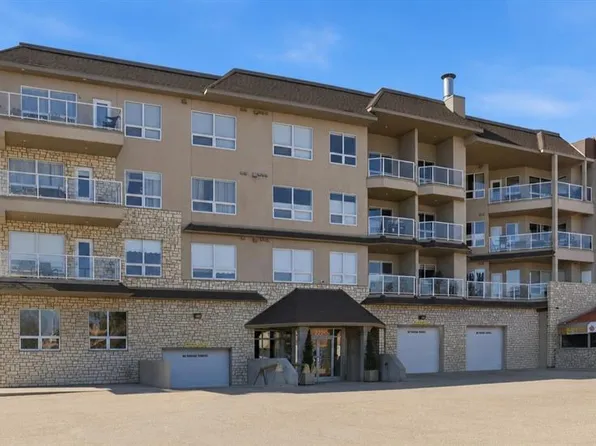 UNIT 204-227 Pinehouse DRIVE, Saskatoon, SK S7K 6N9
