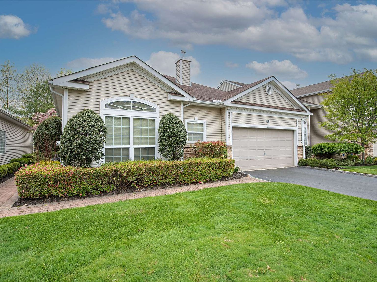 108 Hamlet Drive UNIT 108, Mount Sinai, NY 11766 Zillow
