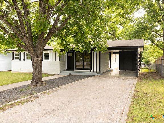 2nd image of 22 Steele St