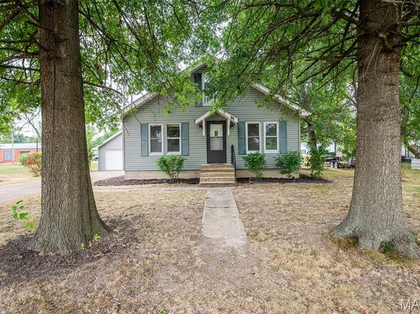 406 S Apple Ave, Belle, MO 65013