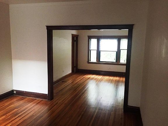 3rd image of 2754 N Mildred Ave #2