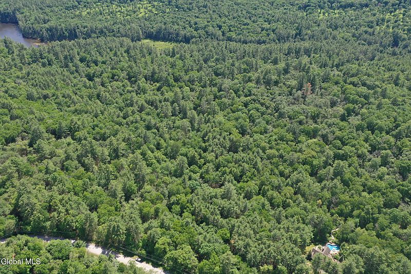 3rd image of L4.18 Woodstone Trail