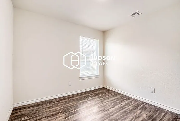 806 Walnut Ave — Photo 9