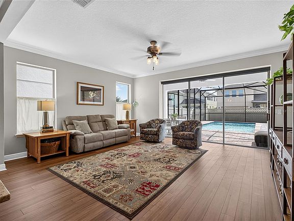 3rd image of 9043 HORIZON POINTE TRAIL