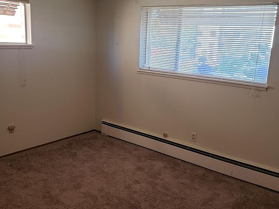 5th image of 314 N Tacoma Ave