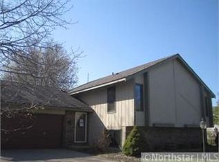 6720 Duck Lake Rd, Eden Prairie, MN 55346