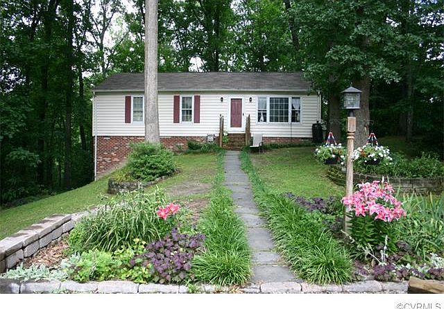 1st image of 4700 Valencia Pl