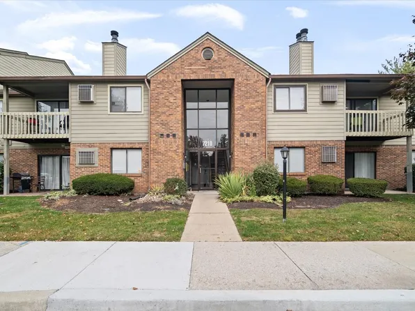 7210 Village Parkway Dr APT 3, Indianapolis, IN 46254