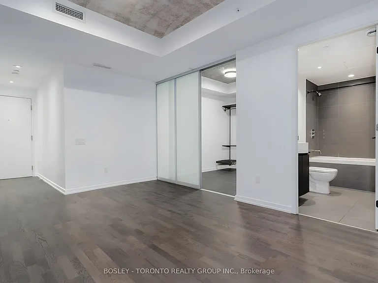 60 Colborne St #214 — Photo 15