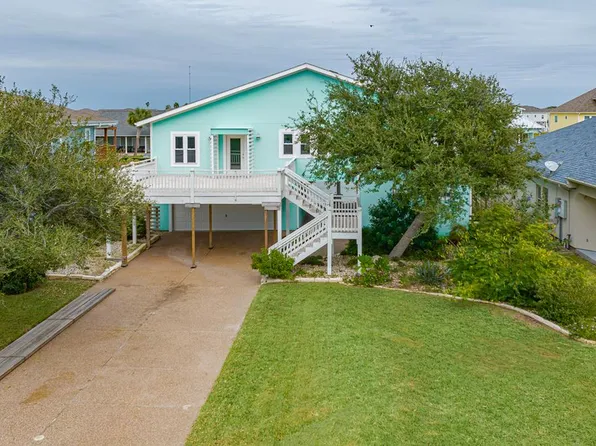 202 Lands End St, Rockport, TX 78382