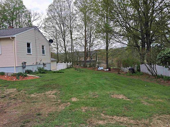 5th image of 31 Howard Avenue