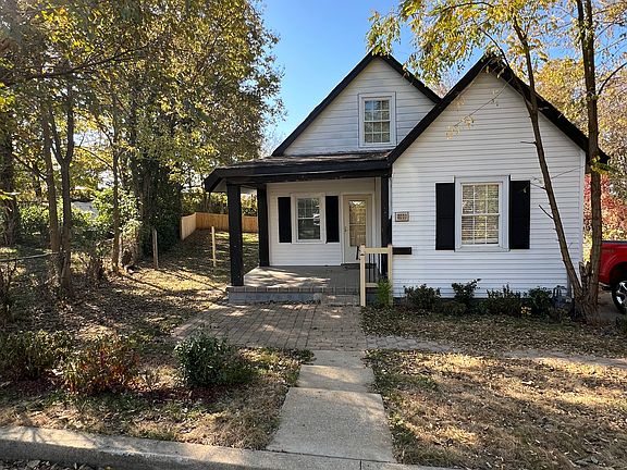 4th image of 1100 Wayland Ct
