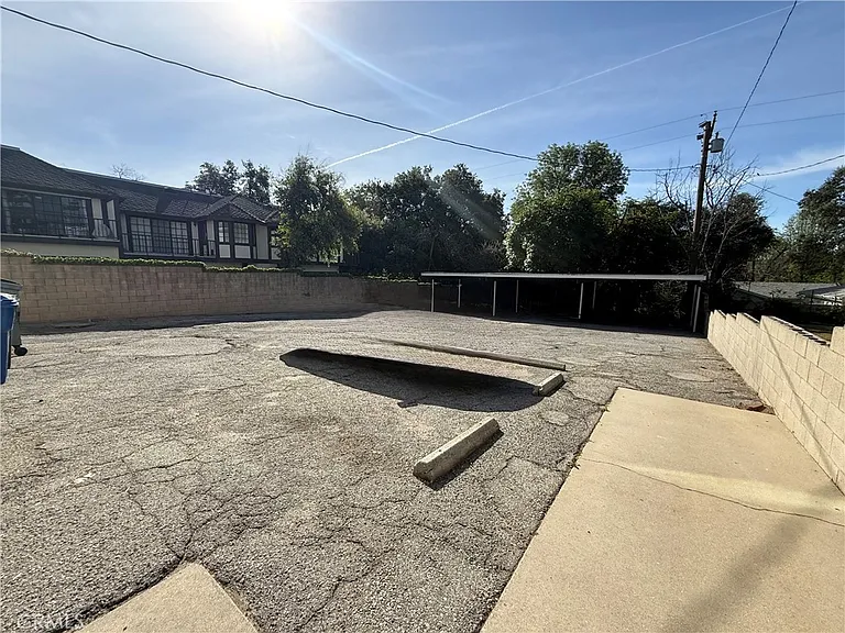 414 Mariposa Ave #F — Photo 12
