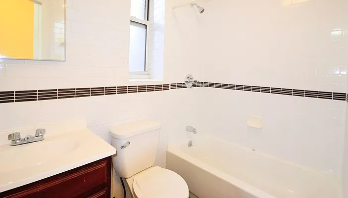 Rented by Bold New York | media 32