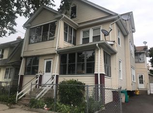 17-19 Whittier St, Springfield, MA 01108