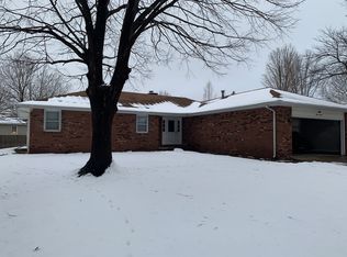 1612 Harrington Dr, Champaign, IL 61821