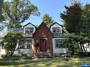 414 Smith Pl FLOOR 1, Ridgewood, NJ 07450