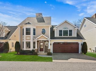 4 Kensington Way #4, Tewksbury, MA 01876