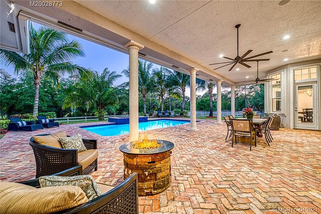 4370 Sw Cherokee St Palm City Fl 34990 Mls M20028773 Zillow