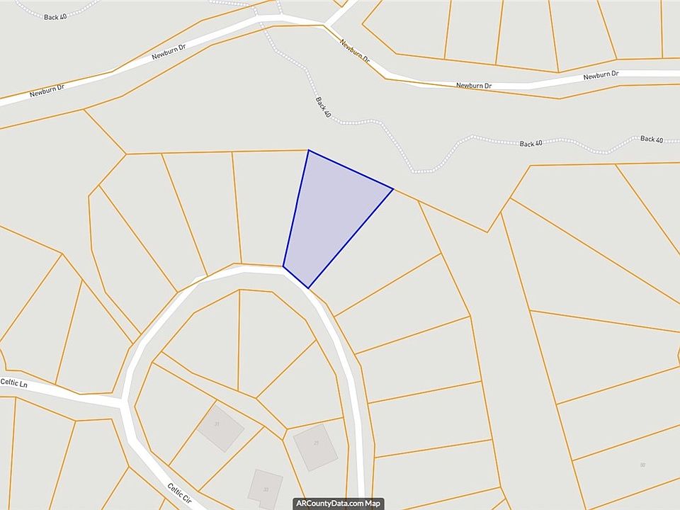 2nd image of Celtic Dr #16