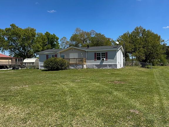 5th image of 749 Aragon Rd