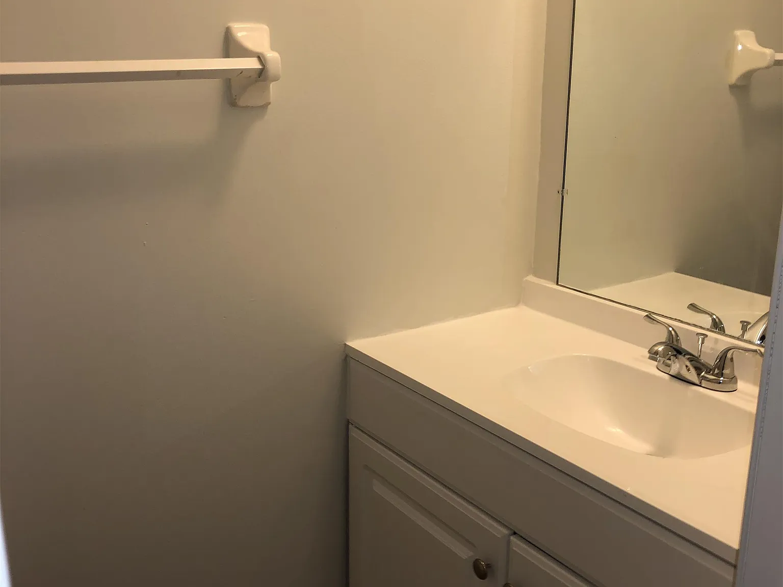 Brookpoint Apts-532 - F — Photo 3