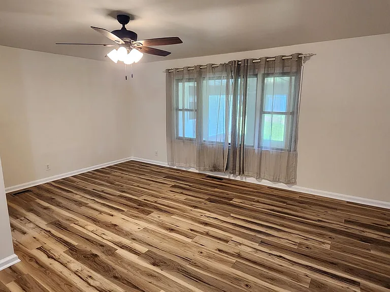 203 Springdale Dr #1 — Photo 13
