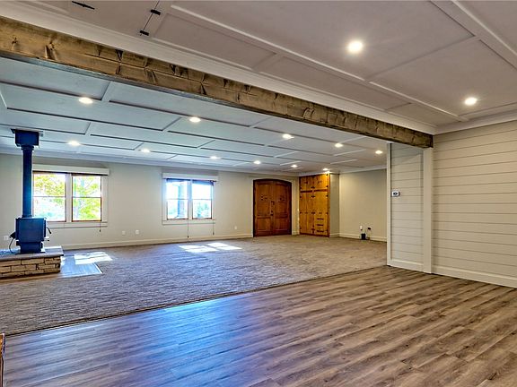 33rd image of 225 Whetstone Mountain Rd