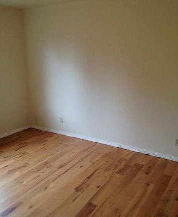 5th image of 14814 NE 83rd St