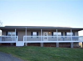 1926 Jamestown Rd, Morganton, NC 28655