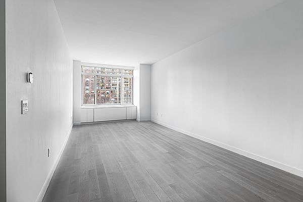 1st image of 101 W End Ave #9L