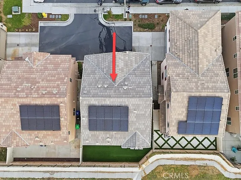 556 Enzo St — Photo 52