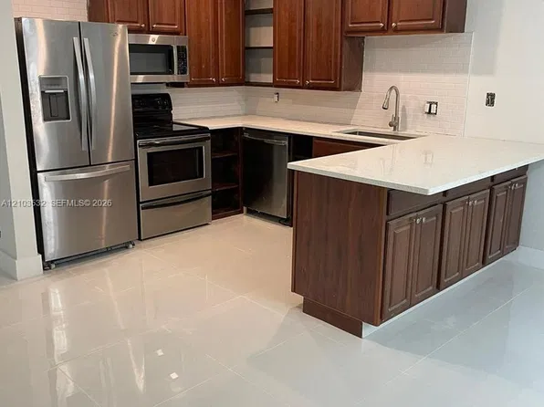 438 Brittany Dr, Delray Beach, FL