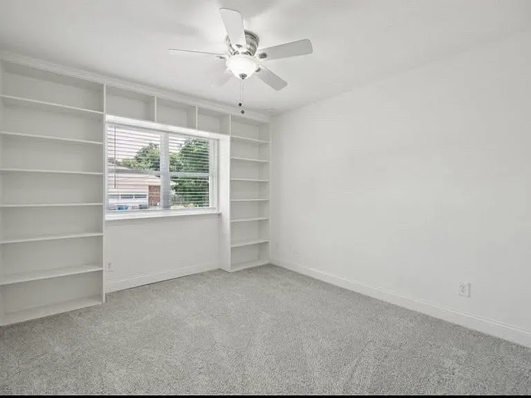 9346 Highedge Cir — Photo 13