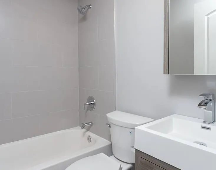 2321 W Fullerton Ave #2 — Photo 9