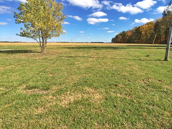 4th image of 1268 N County Road 300 W
