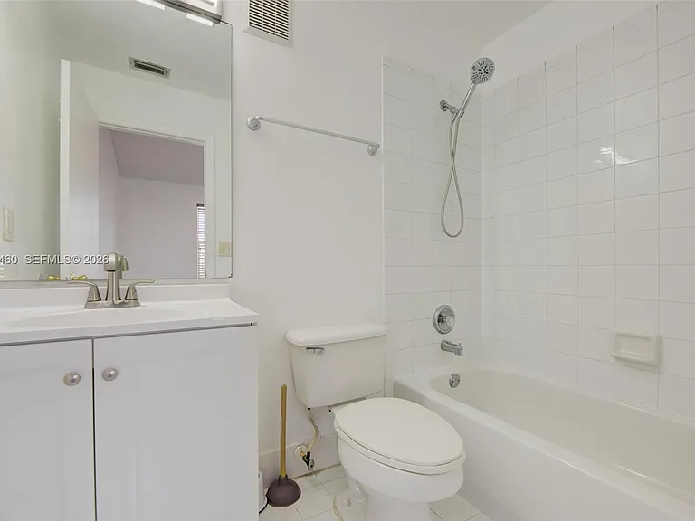 728 SW 122nd Ave #0 — Photo 24