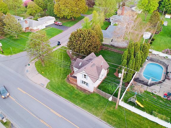 3rd image of 1429 Titus Ave
