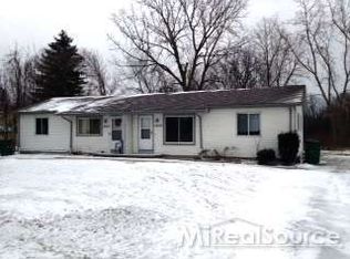 49430 Fuller Rd, Chesterfield, MI 48051