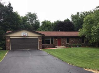 4730 Dellview Dr, Rockford, IL 61109