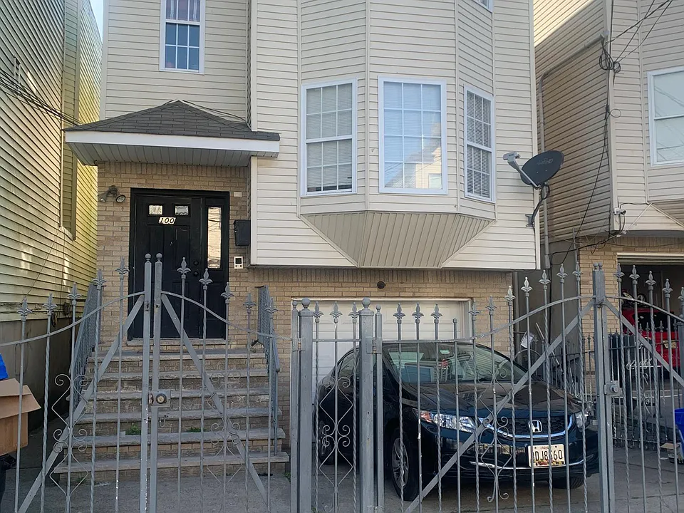 100 Highland Ave #GROUND FLOOR