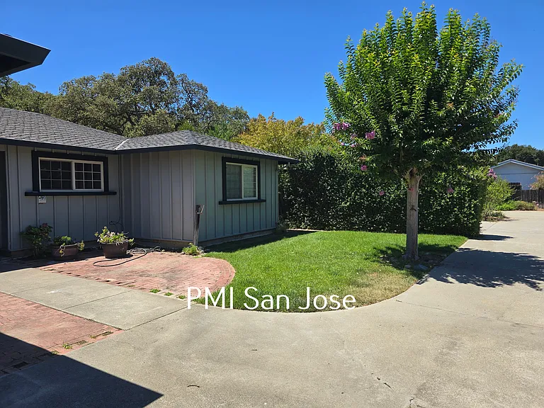 900 Susan Ct — Photo 26