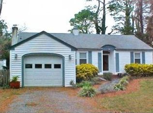 1116 Bay Colony Dr, Virginia Beach, VA 23451
