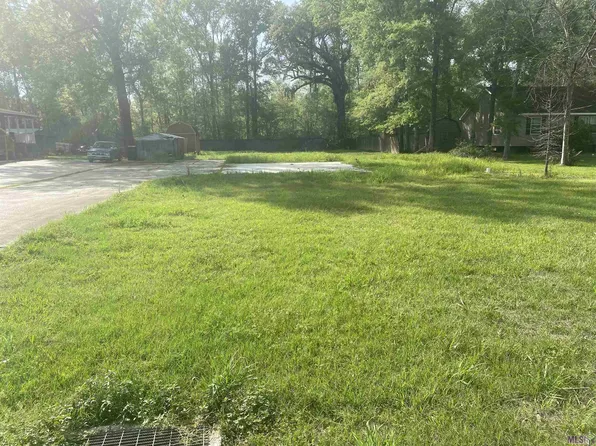 13101 Leo Lambert Rd, Saint Amant, LA 70774