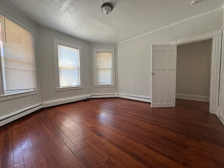 115 Putnam St #1A — Photo 10
