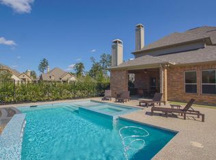 59 N Lochwood Way, The Woodlands, TX 77375