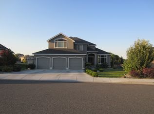 3528 Regent St, Richland, WA 99352