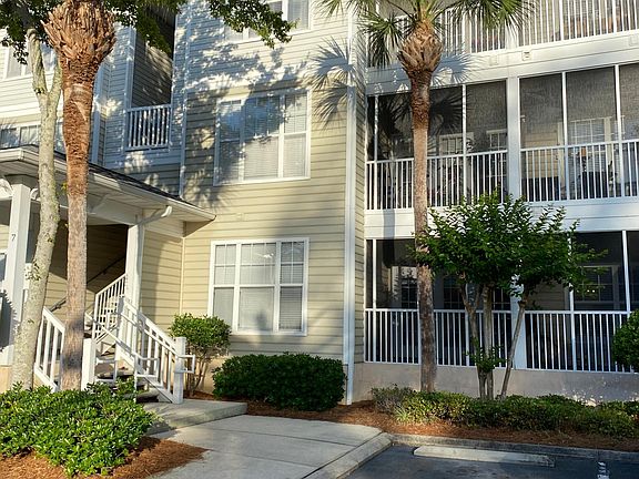 First Floor Entrance